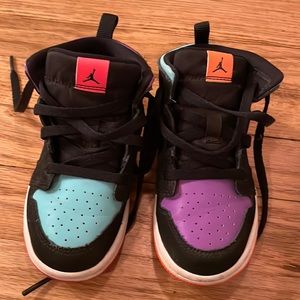 Jordan 1 toddler/infant sz 9c